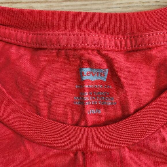 Levi's T-Shirt Top Women's Size Large Red Tee Pullover - Picture 3 of 4
